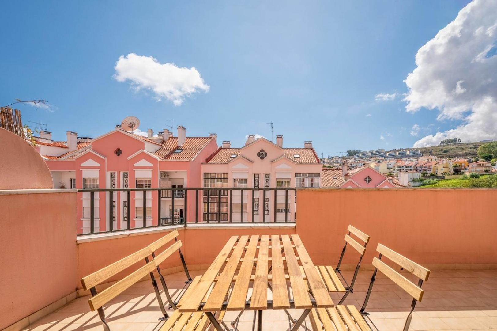 Guestready - Spacious Residence In Oeiras Barcarena Bagian luar foto